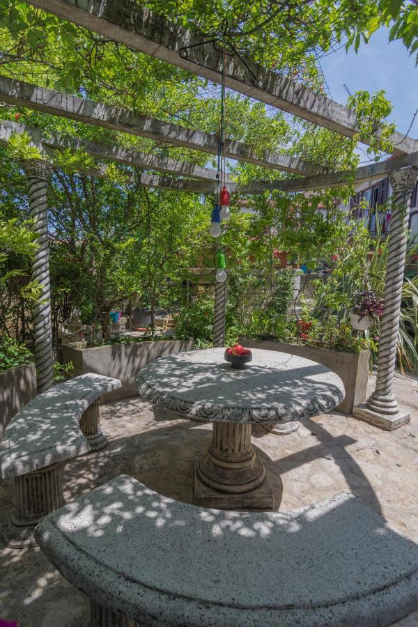 Secret Garden Apartment Porec Exterior photo